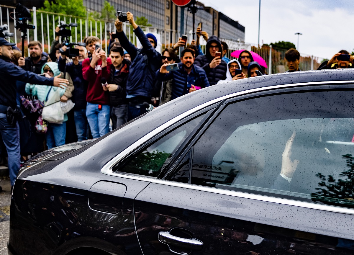 Berlusconi dimesso dal San Raffaele dopo 45 giorni di ricovero