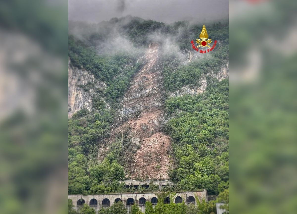 Grossa frana nel Lecchese: sfondata la galleria Fiumelatte. FOTO