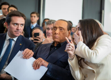 Forza Italia, crollano gli iscritti. E sono morosi due parlamentari su tre