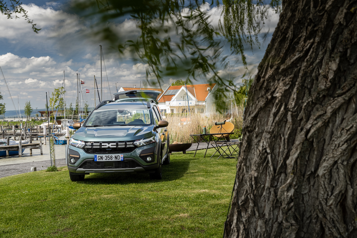 Dacia lancia Extreme ispirata all’outdoor Dacia lancia Extreme ispirata all’outdoor