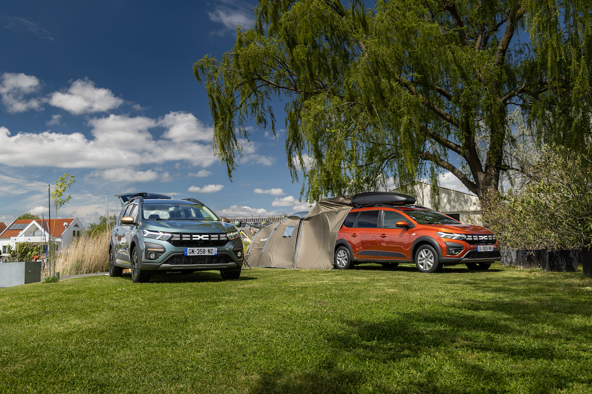 Dacia lancia Extreme ispirata all’outdoor Dacia lancia Extreme ispirata all’outdoor