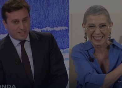 Parenzo: “Saluto Concita con questo splendido e inedito look”. E Concita De Gregorio: “È un sollievo”
