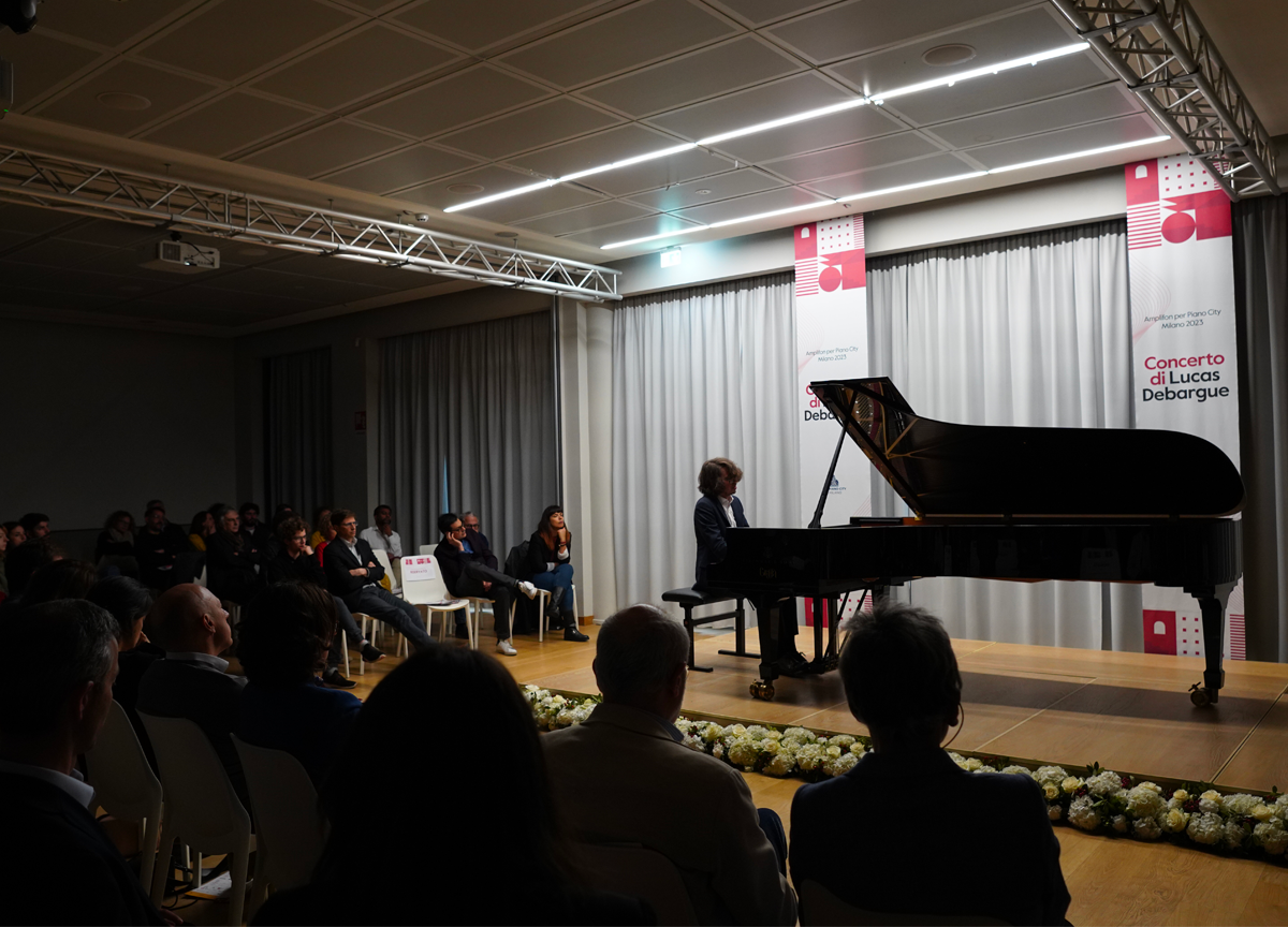 Piano City Milano, Amplifon apre la sua sede per il concerto di Lucas Debargue Piano City Milano, Amplifon apre la sua sede per il concerto di Lucas Debargue