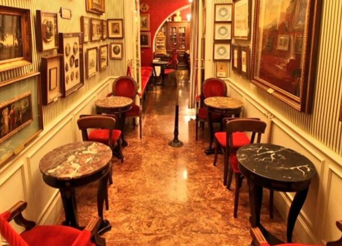 Sfratto per il Caffè Greco dopo due secoli di storia: “Intervenga il Comune” Sfratto per il Caffè Greco dopo due secoli di storia: “Intervenga il Comune”