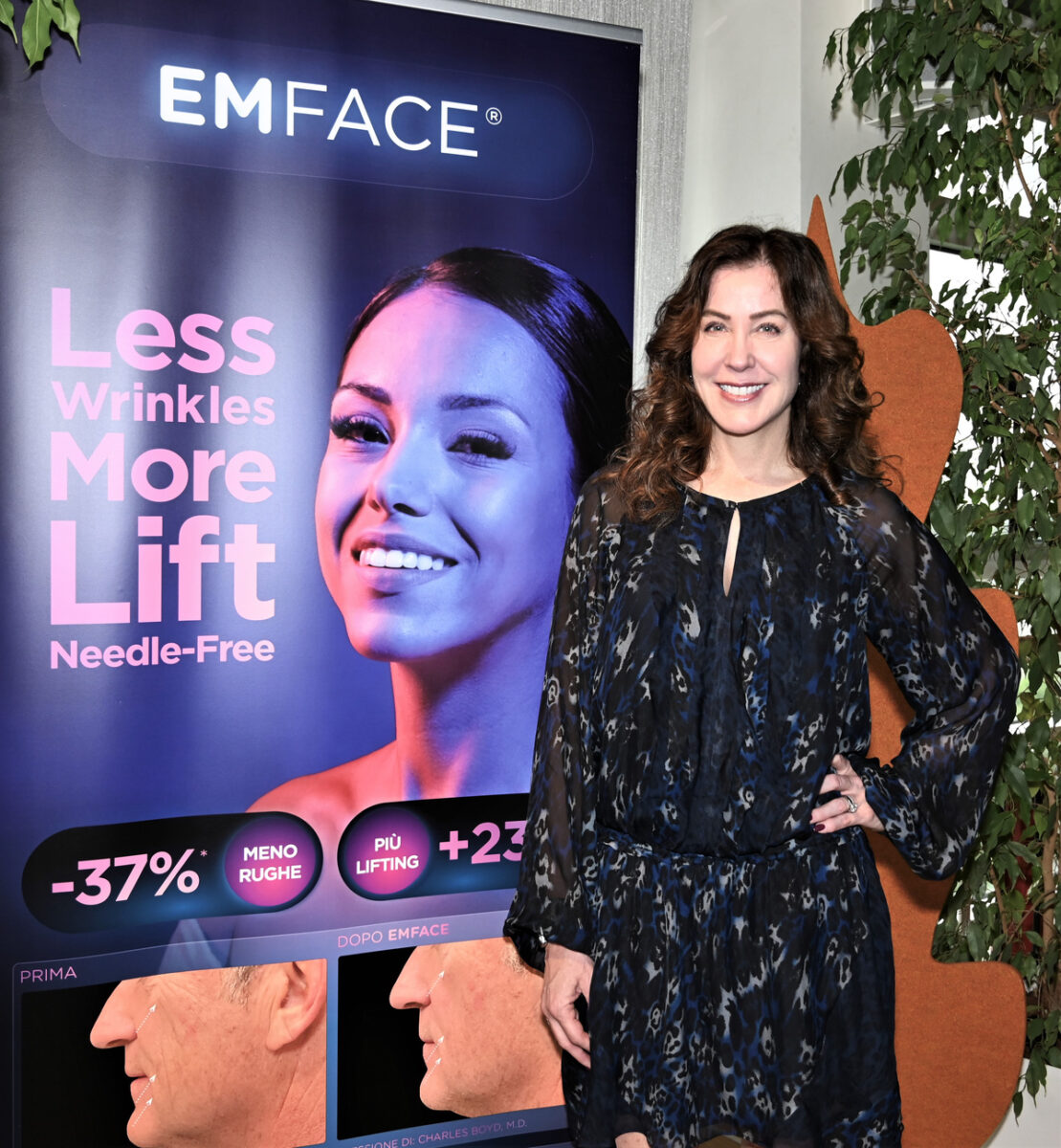 EMFACE il primo trattamento di ringiovanimento del viso senza aghi e senza chirurgia EMFACE il primo trattamento di ringiovanimento del viso senza aghi e senza chirurgia