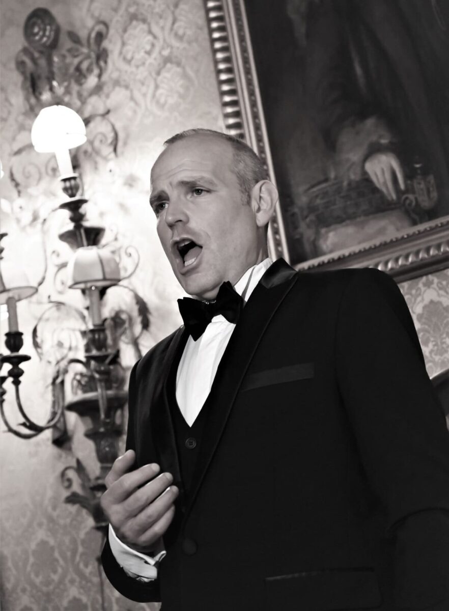 Fabio Valenti tenore una voce nel Castello del Conte Carlo Foderati di Val D’Elsa