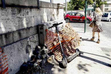 Investe un 24enne in monopattino e scappa: si è costituito il “pirata”