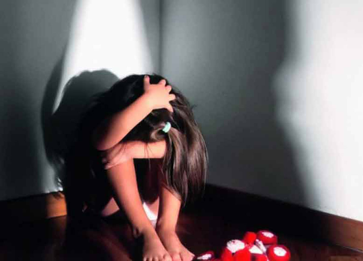 Docente di religione arrestato per violenze sessuali sui bambini di 10-15 anni