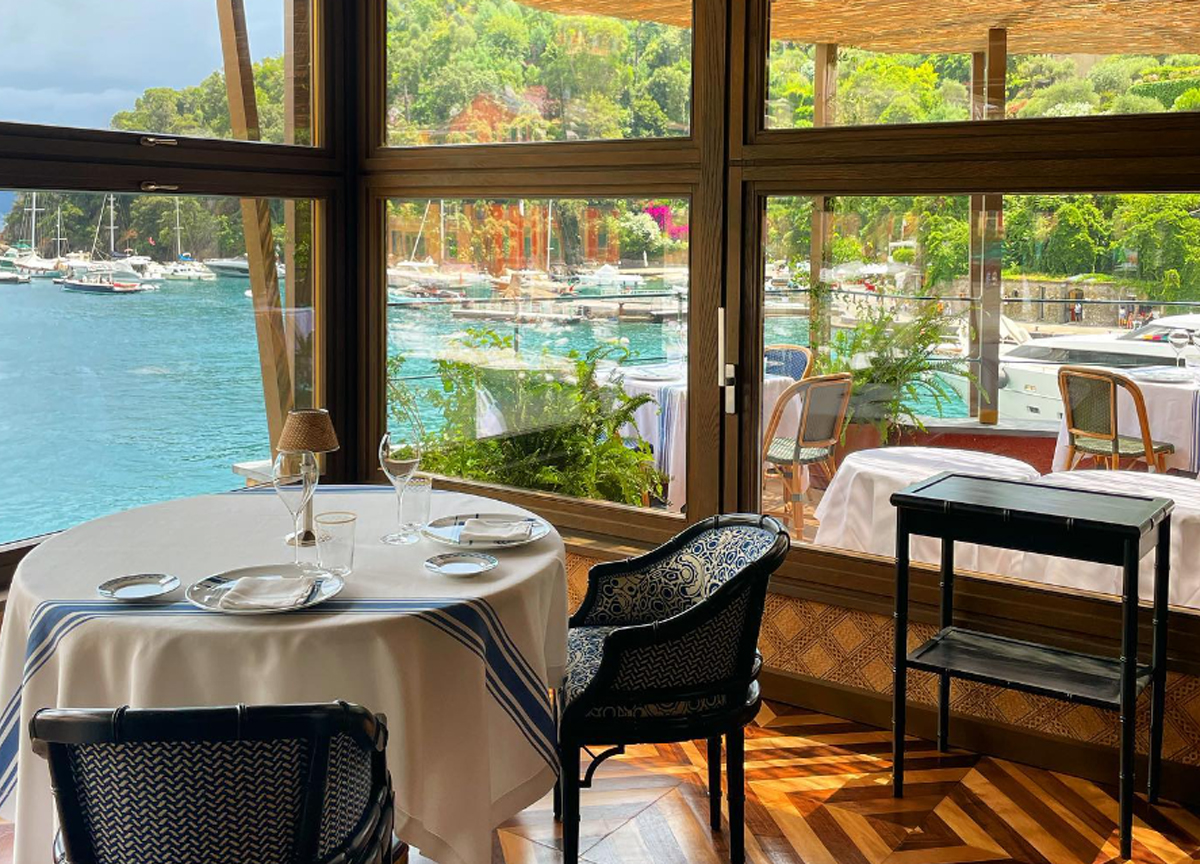 Cracco, dopo lo scoop di Affari sul rosso in Galleria ci riprova a Portofino Cracco, dopo lo scoop di Affari sul rosso in Galleria ci riprova a Portofino