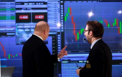 Borse, il debito Usa terrorizza: Milano chiude a -2,39%