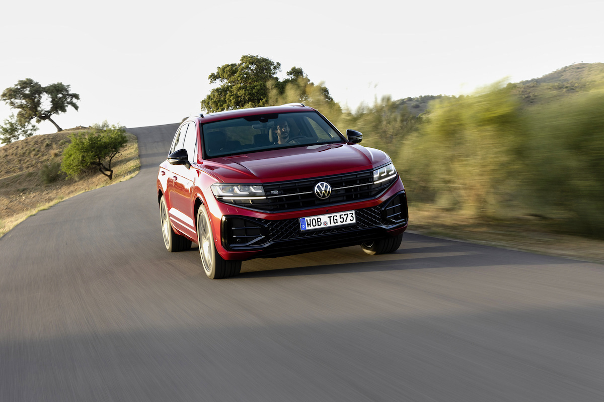 Volkswagen Touareg, si rinnova per non passare inosservato Volkswagen Touareg, si rinnova per non passare inosservato