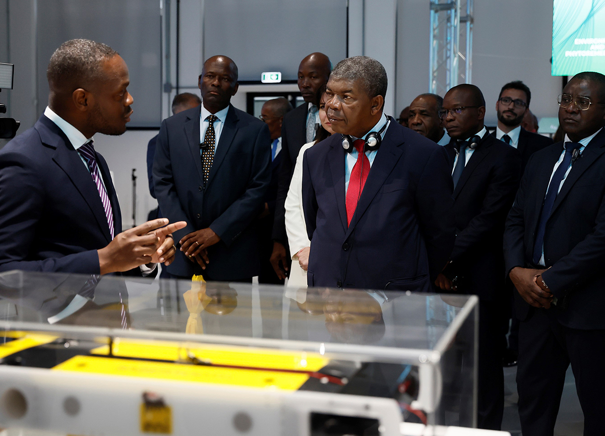 Eni accoglie il Presidente angolano João Lourenço al tecnopolo “Eni 2050 lab” Eni accoglie il Presidente angolano João Lourenço al tecnopolo “Eni 2050 lab”
