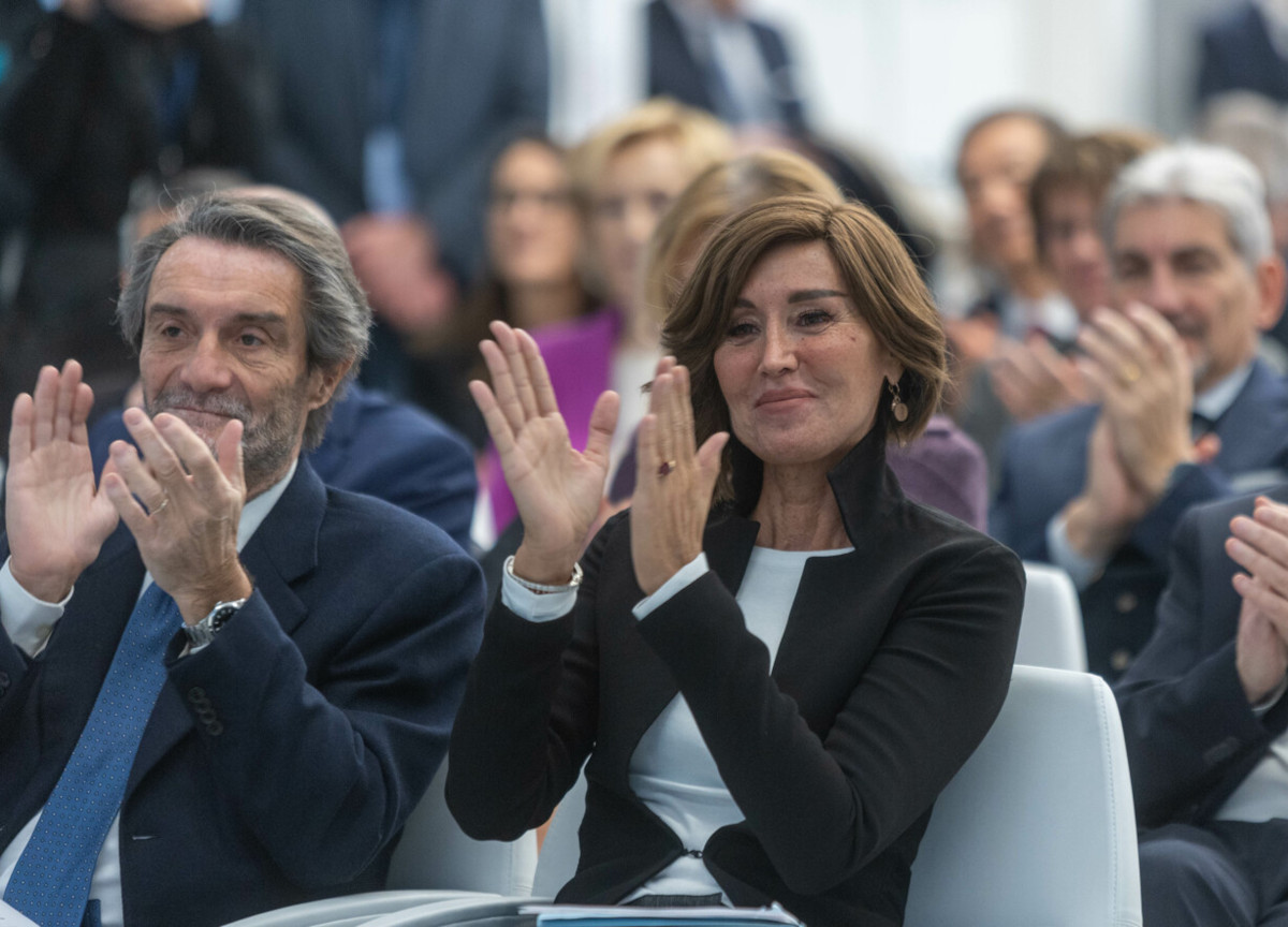 Università, Bernini: “Subito 4 mila posti in più ai test di Medicina” Università, Bernini: “Subito 4 mila posti in più ai test di Medicina”