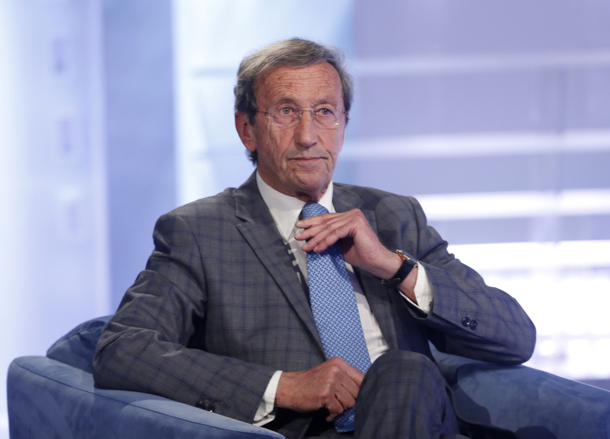 Fini si reinventa ambientalista: “I ragazzi che imbrattano? Ascoltiamoli” Fini si reinventa ambientalista: “I ragazzi che imbrattano? Ascoltiamoli”