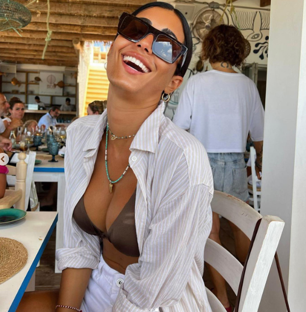 Federica Nargi, bikini esplosivo per lady Matri. “Dea indiscussa”. Foto