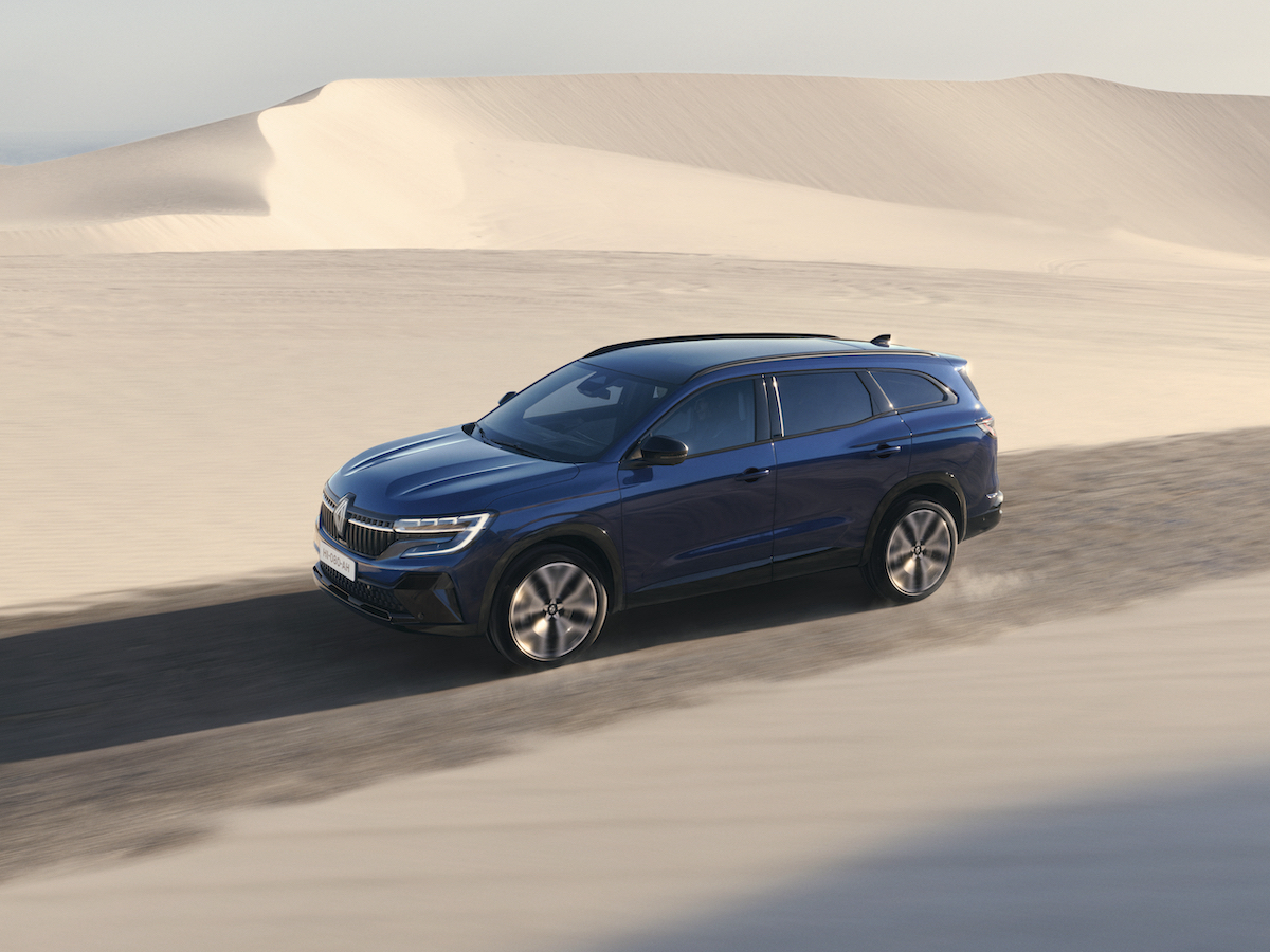 Renault svela Nuovo Espace, atletico ed elegante