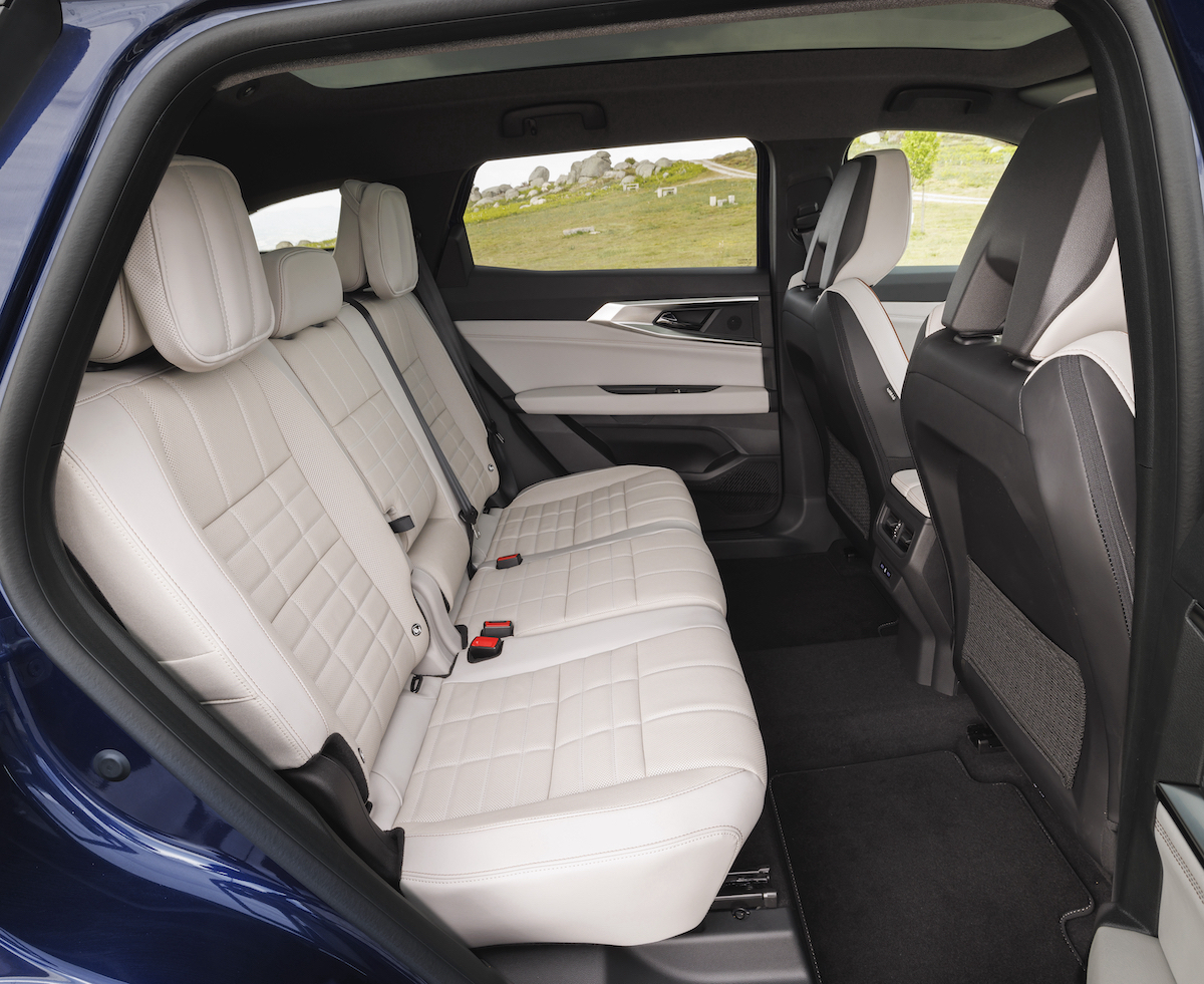 Renault svela Nuovo Espace, atletico ed elegante