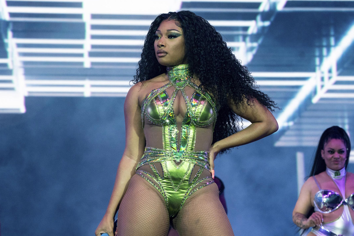 Lautaro-Agustina sposi. E Lukaku arriva con la bellissima Megan Thee Stallion