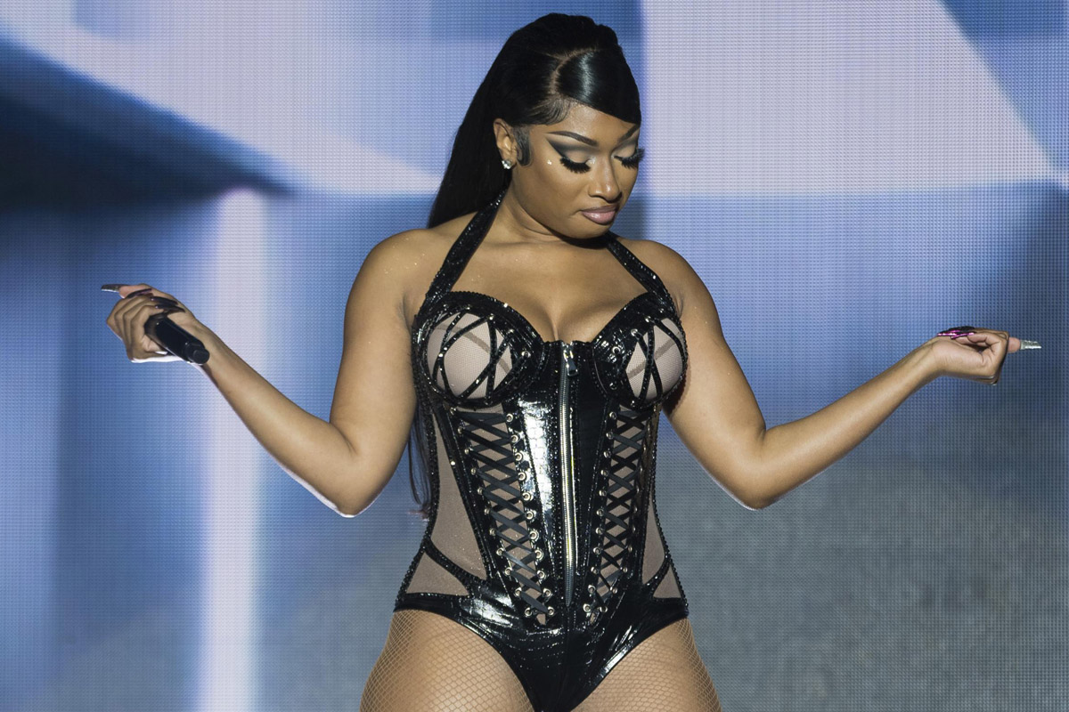 Lautaro-Agustina sposi. E Lukaku arriva con la bellissima Megan Thee Stallion