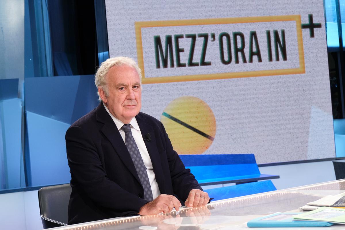 Santoro: “Fazio e Annunziata? Non li sopporto. Ecco come lui tornò in Rai…” Santoro: “Fazio e Annunziata? Non li sopporto. Ecco come lui tornò in Rai…”