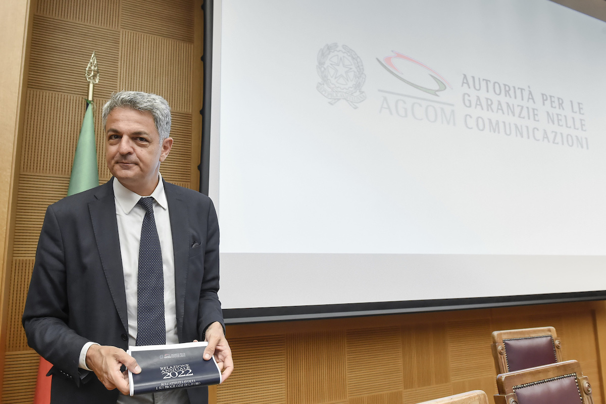 L’ex deputato di Fi Baldelli diventa dj e incide un disco per l’estate L’ex deputato di Fi Baldelli diventa dj e incide un disco per l’estate