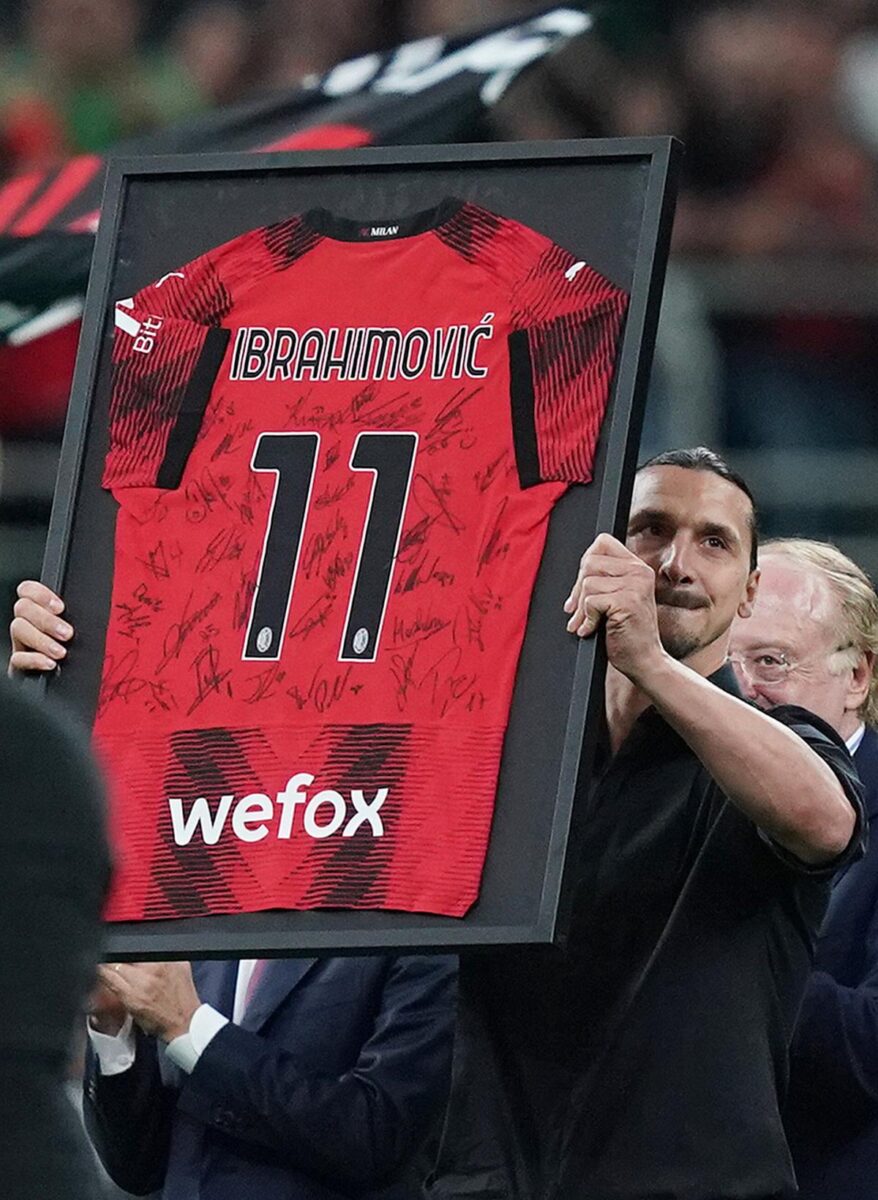 Ibrahimovic, addio al calcio: “Smetto, non lo sapeva neanche la mia famiglia”. Sul futuro…