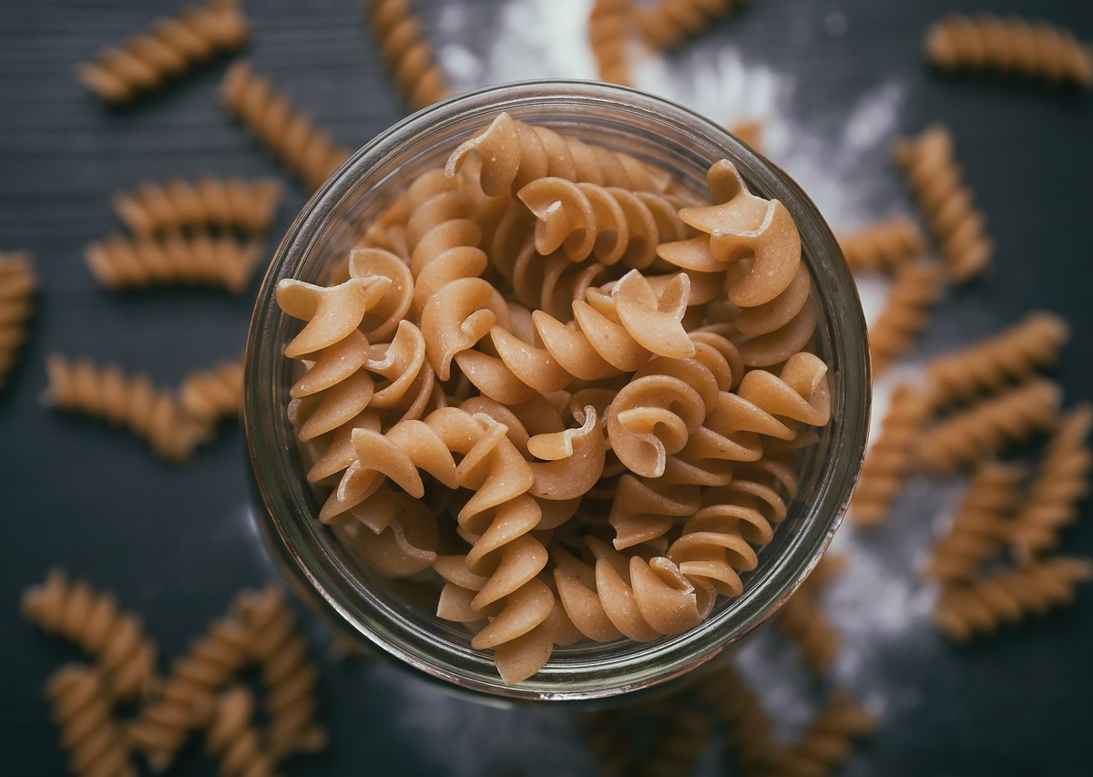 Pasta integrale, cade un mito: non è vero che è senza calorie Pasta integrale, cade un mito: non è vero che è senza calorie