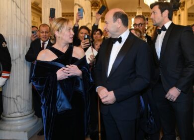 Mediaset, promozione per mister Meloni. Giambruno: talk in prime time. Rumors