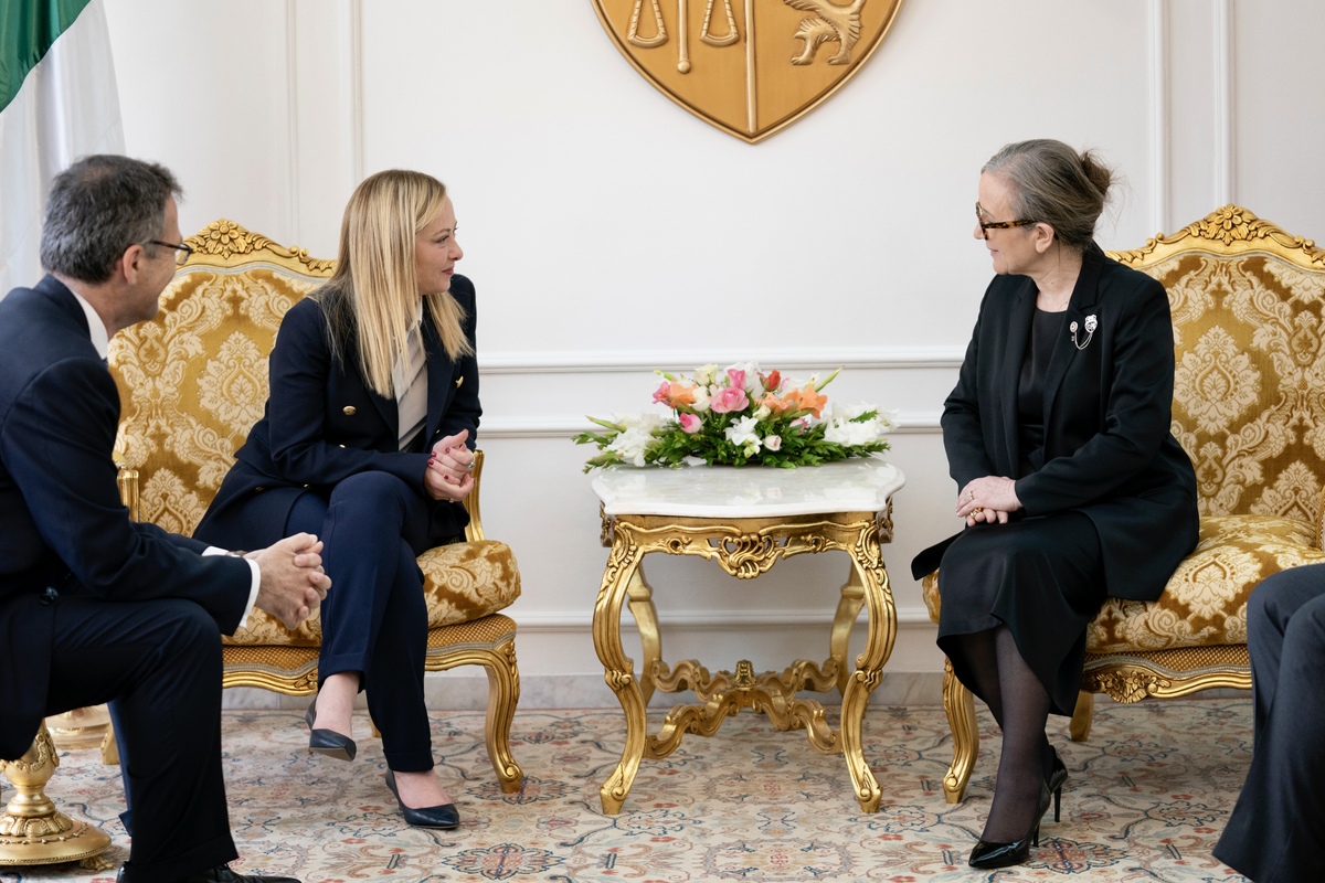 Meloni: “Dall’Italia sostegno alla Tunisia. Tornerò con Von der Leyen” Meloni: “Dall’Italia sostegno alla Tunisia. Tornerò con Von der Leyen”