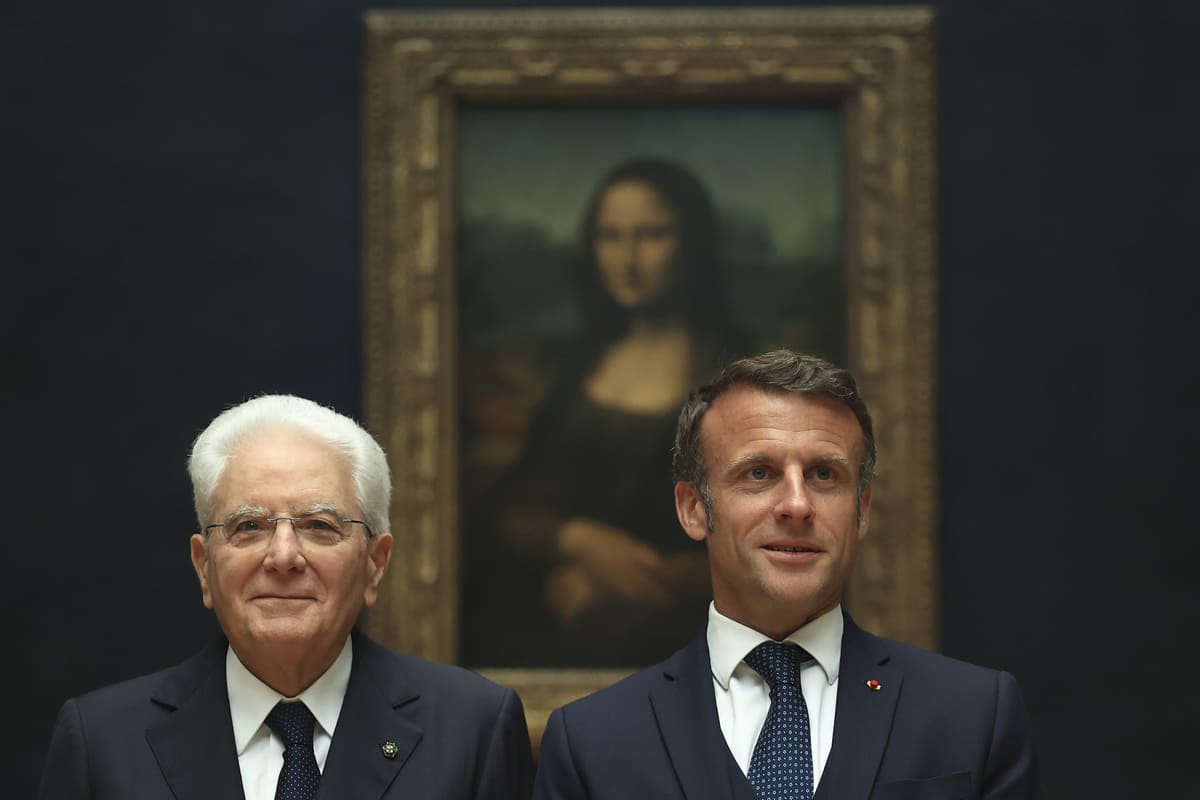 Mattarella irrefrenabile nel ricucire con Macron. Ma la premier è Meloni