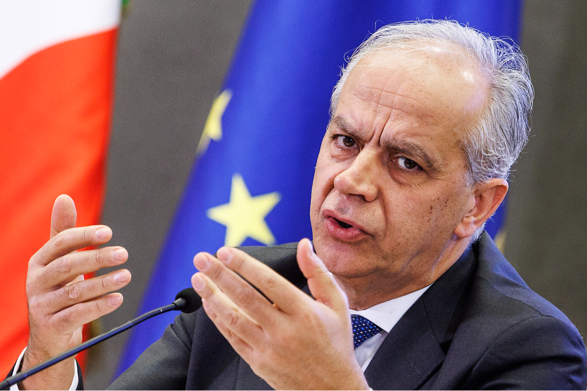 Migranti, Piantedosi “deorbanizzato”. Chiede più Europa: è la volta buona? Migranti, Piantedosi “deorbanizzato”. Chiede più Europa: è la volta buona?