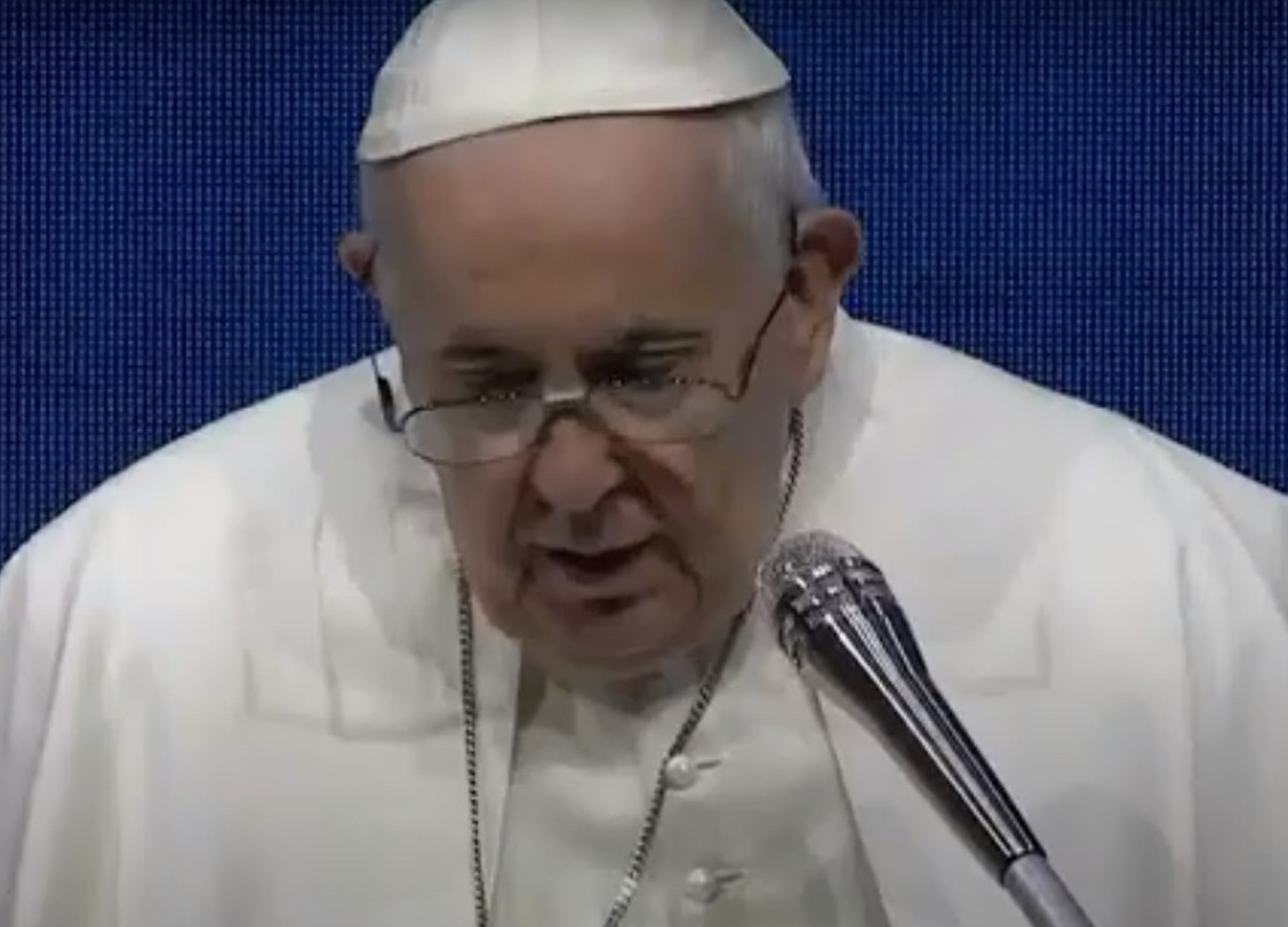 La salute del Papa agita il Vaticano. Dimissioni e aria di Conclave? Rumor La salute del Papa agita il Vaticano. Dimissioni e aria di Conclave? Rumor