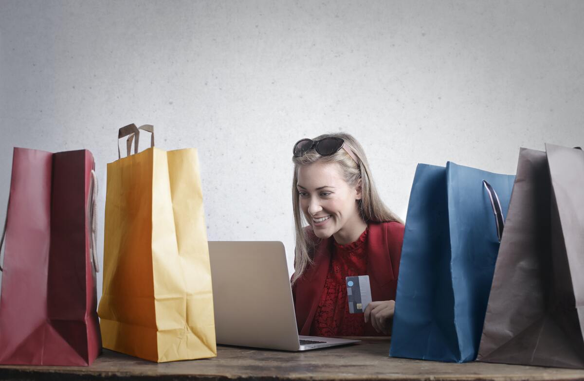 E-commerce, sempre più acquisti online: business da 54 miliardi di euro E-commerce, sempre più acquisti online: business da 54 miliardi di euro