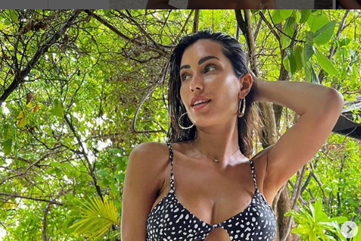 Federica Nargi, vestitino mozzafiato. Lady Matri “una Dea” a Ponza. Le foto