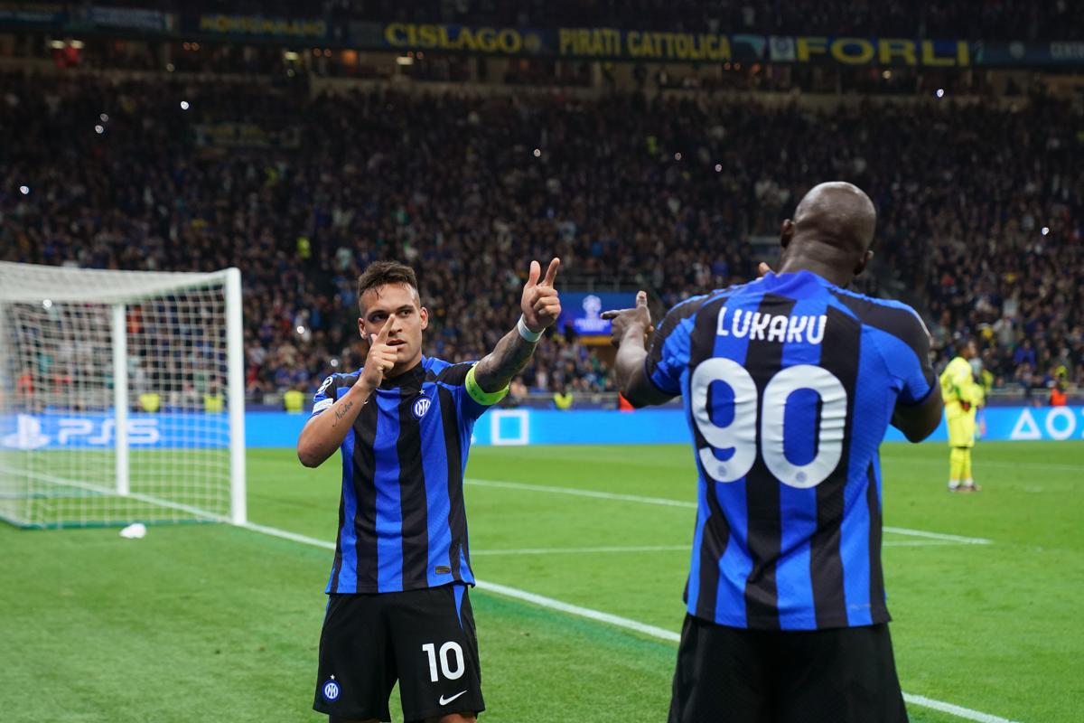 Inter vincerà la Champions contro il Manchester City: la profezia manda in gol Lautaro e Lukaku Inter vincerà la Champions contro il Manchester City: la profezia manda in gol Lautaro e Lukaku
