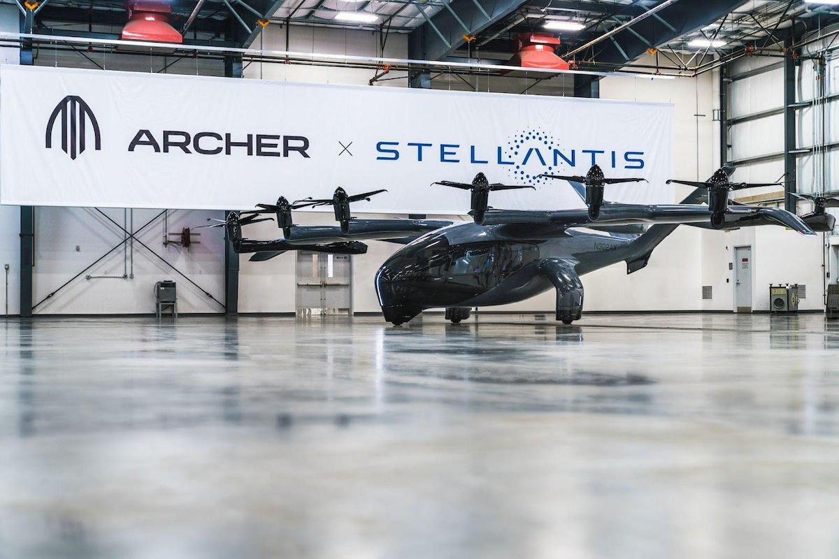 Al Paris Air Show 2023 debutta Midnight eVTOL firmato Stellantis e Archer
