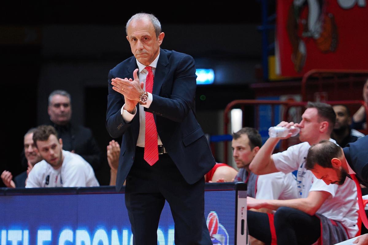 Olimpia Milano vince in rimonta: Hall-Napier stendono la Virtus Bologna Olimpia Milano vince in rimonta: Hall-Napier stendono la Virtus Bologna