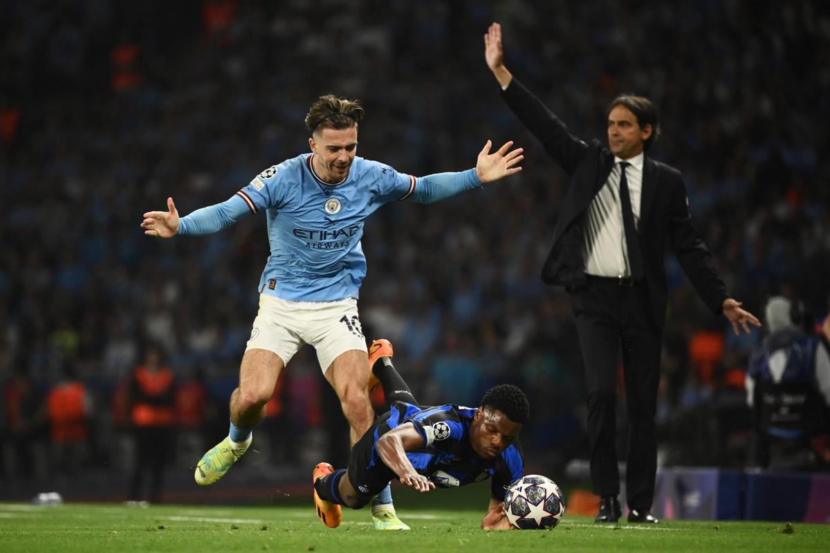 Inter addio Champions, DiMarco: “Abbiamo giocato alla pari col City” Inter addio Champions, DiMarco: “Abbiamo giocato alla pari col City”