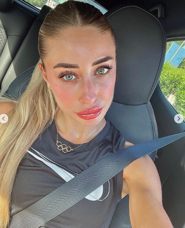 Gaia Sabbatini selfie dall’alto: fisico statuario, che spettacolo! Le foto