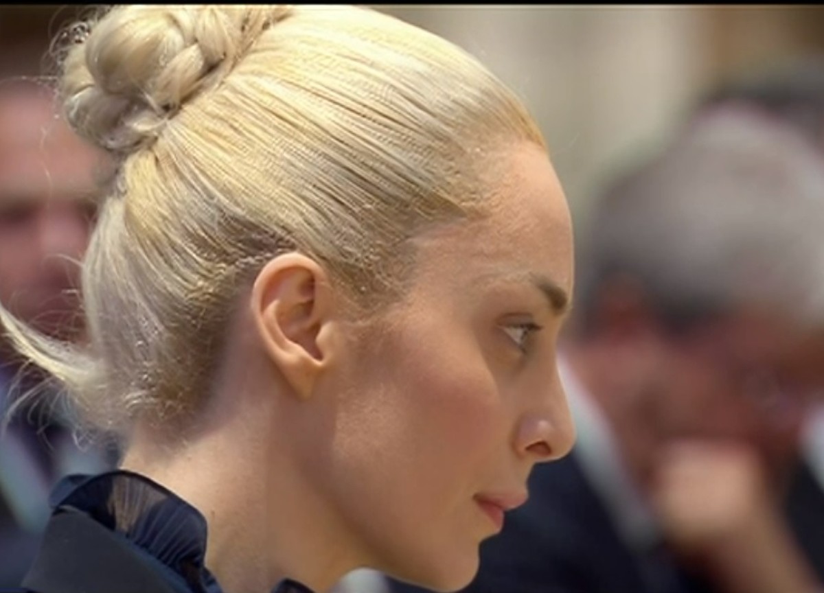 Berlusconi, funerali tra lacrime e cori. “E’ stato un uomo, ora incontra Dio”