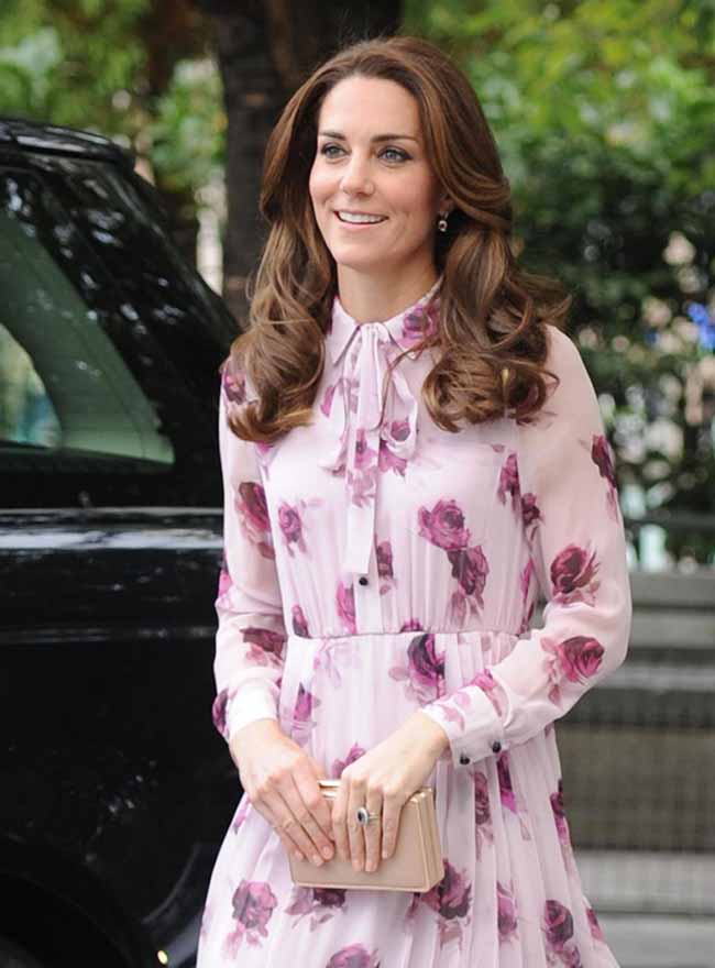 Kate e William dormono in letti separati: allarme a corte, sudditi in ansia Kate e William dormono in letti separati: allarme a corte, sudditi in ansia