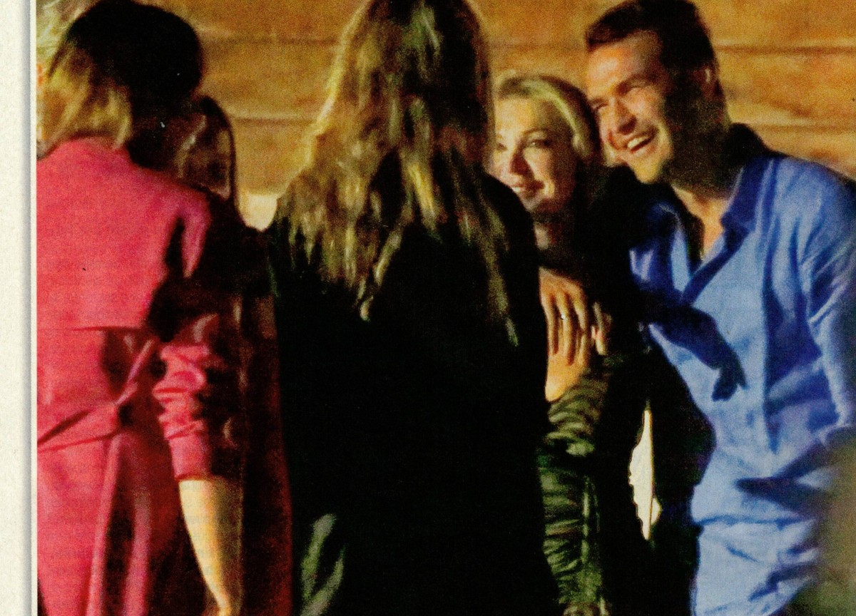 Paola Ferrari bollente in vacanza: viaggio a Ibiza col nuovo amore. FOTO