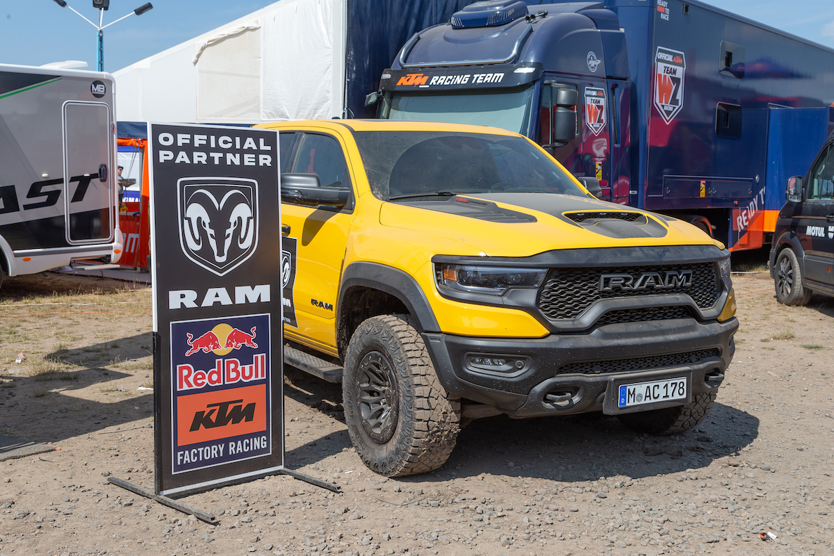 RAM lancia sul mercato europeo il nuovo motore V-6 Pentastar RAM lancia sul mercato europeo il nuovo motore V-6 Pentastar