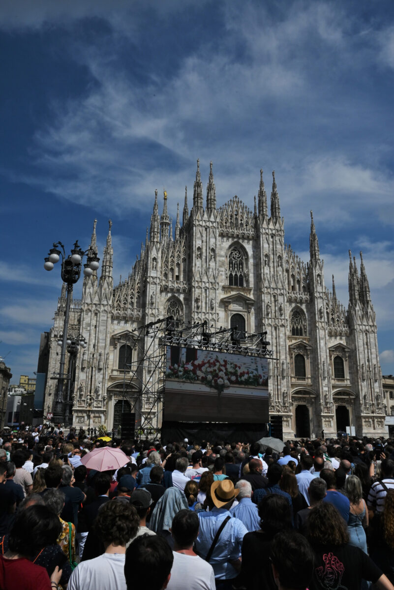 Silvio Berlusconi un ricordo e saluto indelebile a Milano