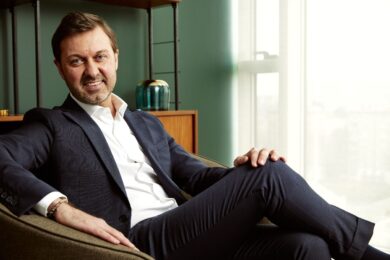 Dentsu, vinta la gara media di UPSA