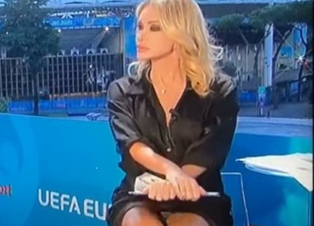 Paola Ferrari: “De Benedetti-Silvio? L’onore delle armi poteva avvenire prima”