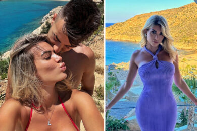 Giorgia Palmas, bikini fluo scalda anche Magnini. E la minigonna flower…