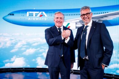 Ita, spese pazze di Altavilla e pressioni su Meloni per favorire Lufthansa