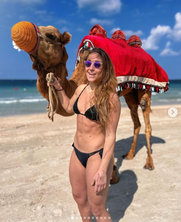 Sofia Goggia bikini al mare. “Che schianto!”. La sciatrice super sexy! Le foto