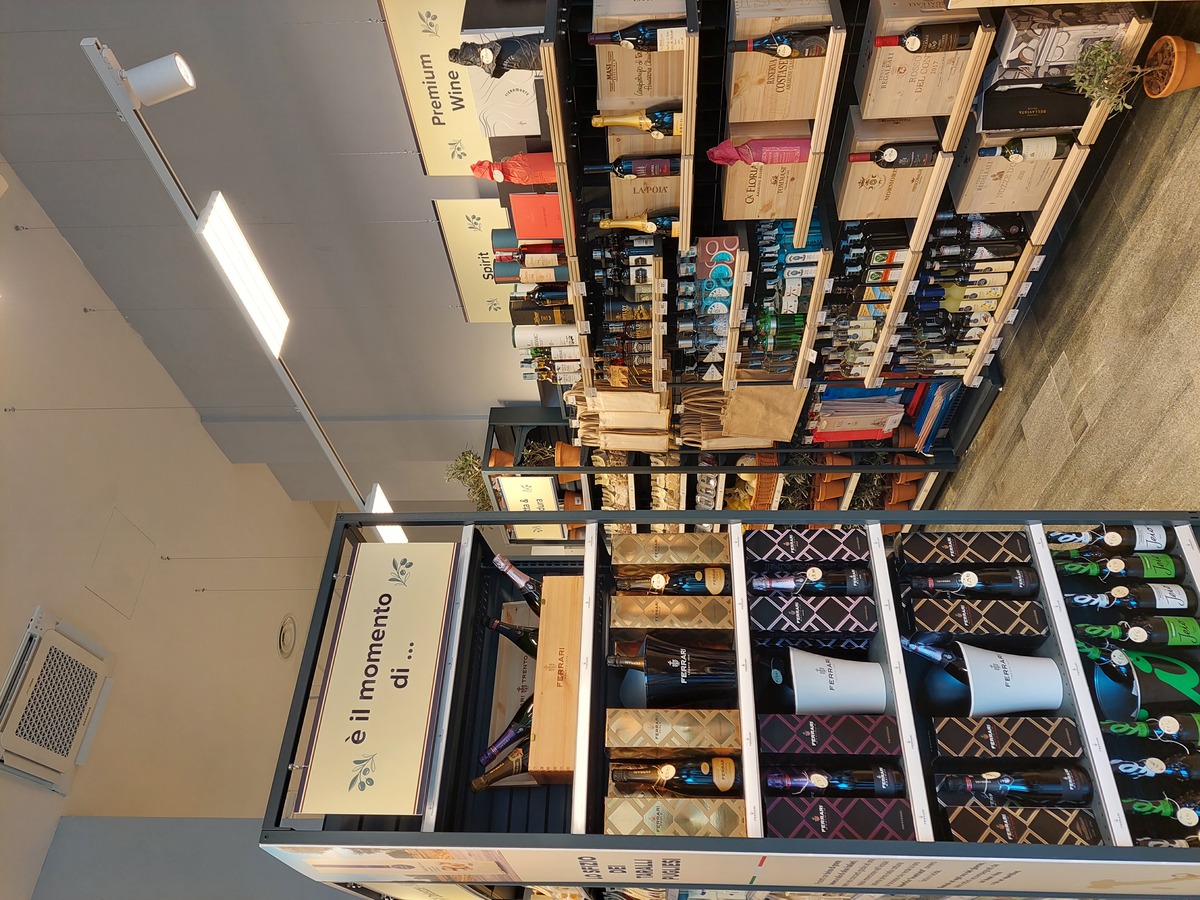 Carrefour, inaugurato a Milano il flagship store “Terre d’Italia”